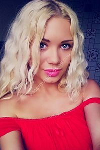 Алиса, метро Белорусская