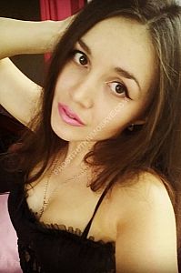 Оксана, метро Крымская