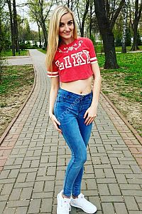 Алина, метро Марксистская