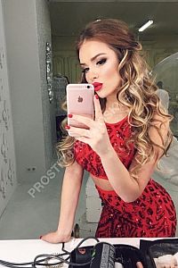 Милана, метро Соколиная Гора