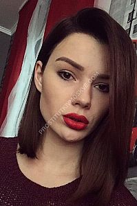 Оксана, метро Новопеределкино