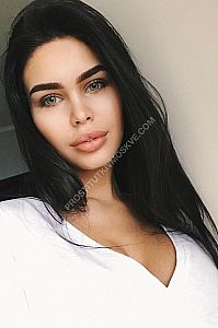 Карина, метро Международная