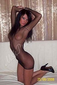 Нина, метро Технопарк