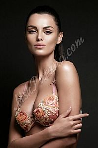 Вика, метро Кутузовская
