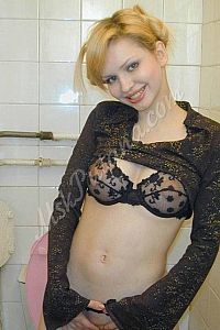 Яна, метро Площадь Ильича