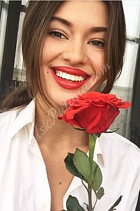 Ника, метро Кутузовская