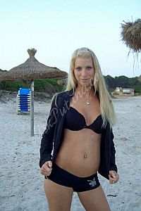 Лена, метро Бауманская
