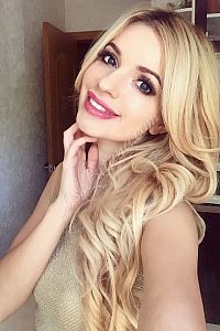Николь, метро ВДНХ
