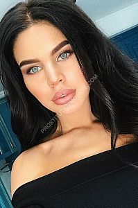 Лена, метро Зорге