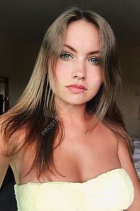 Маша, метро Крестьянская застава