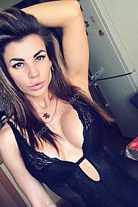 Вика, метро Нагорная