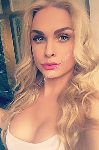 Анна, метро Крылатское