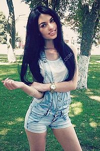 Катя, метро Баррикадная