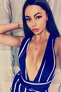 ира, метро Новые Черёмушки