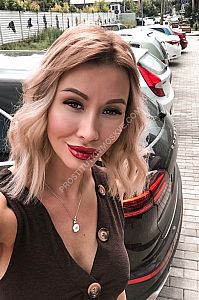 Полина, метро Южная