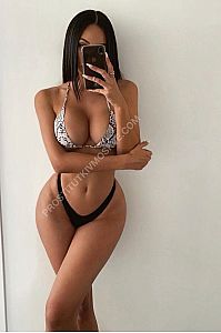 Оля, метро Севастопольская
