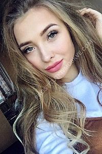 Юля, метро Алексеевская