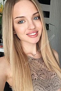 Дарина, метро Октябрьское Поле