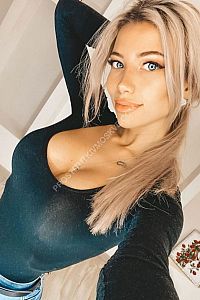 Лола, метро Нахимовский проспект