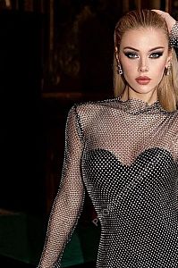 Ника, метро Октябрьское Поле