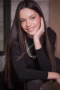 Анна, метро Краснопресненская