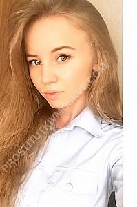 Анна, метро Волжская