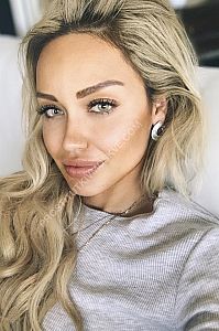 ОЛЯ, метро Шаболовская